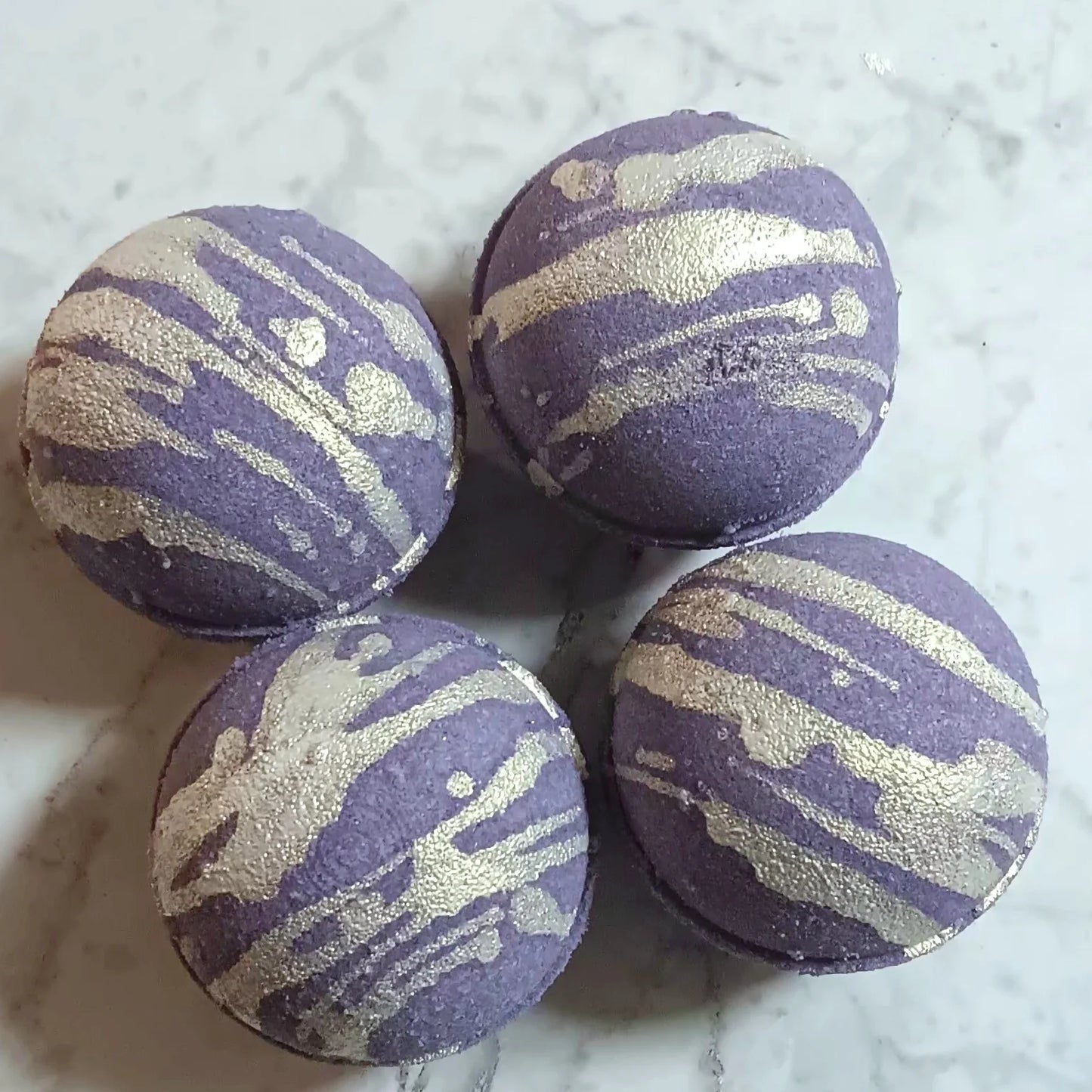 Raspberry Vanilla Bath Bomb
