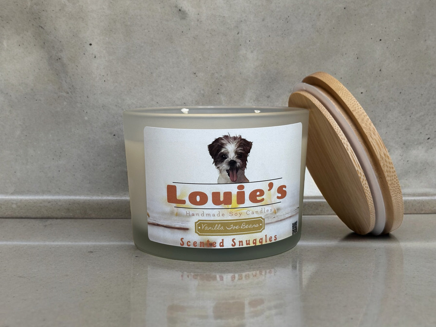 Louie’s Scented Snuggles Soy Candle - Vanilla Toe Beans