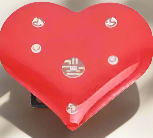 Red Heart Light-Up Pin