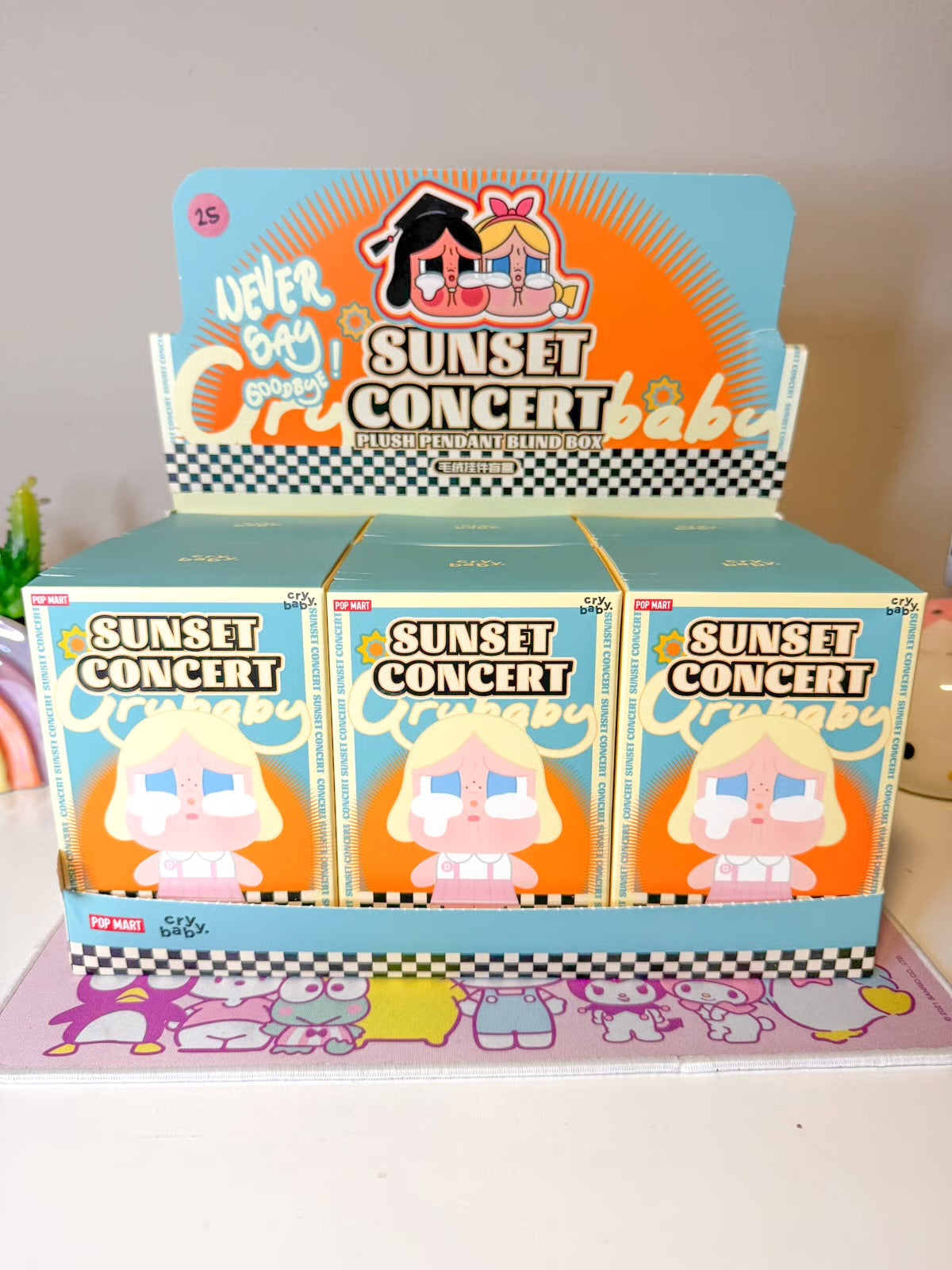 Pop Mart: CRYBABY Sunset Concert Series-Plush Pendant Blind Box