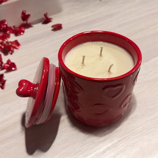 Hand-Poured 100% Soy Candle – 18oz Ceramic Heart Jar (Pink or Red)